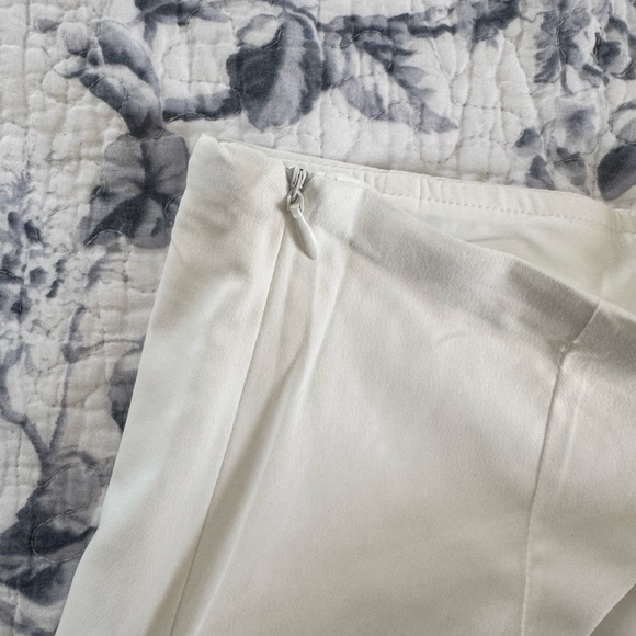 NEW Halara White High Waisted Side Zipper 2-in-1 A Line Mini Casual Skort Skirt - Picture 3 of 14